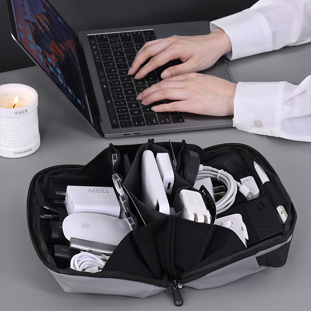 Tech Accessories Travel Organizer Pouch - กระเป๋าใส่อุปกรณ์อิเล็กทรอนิกส์สำหรับเดินทาง 1 ชิ้น, กระเป๋าใส่สายชาร์จกันน้ำ, กระเป๋าจัดระเบียบอุปกรณ์อิเล็กทรอนิกส์สำหรับเดินทาง, กระเป๋าจัดเก็บสายเคเบิลสำหรับโทรศัพท์,