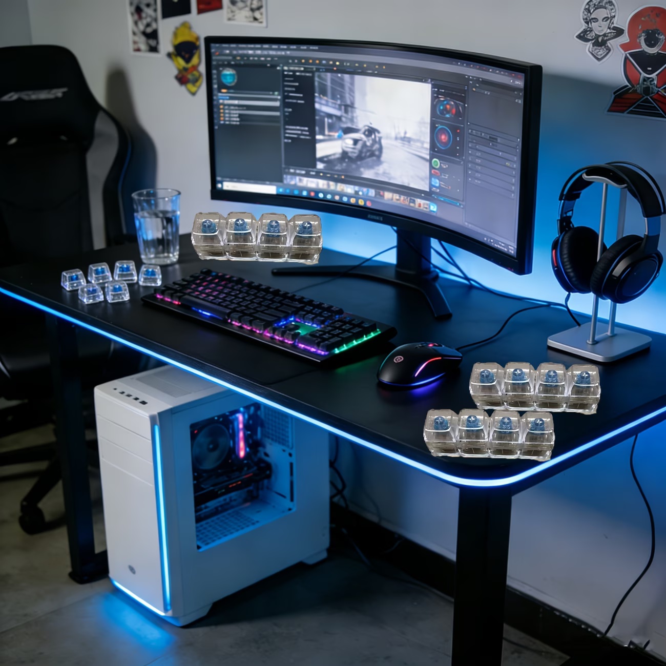 Tech Office Accessories - พวงกุญแจคีย์บอร์ดมีไฟ LED 1 ชิ้น ของเล่นปุ่มกดคลิกได้ ช่วยคลายเครียด